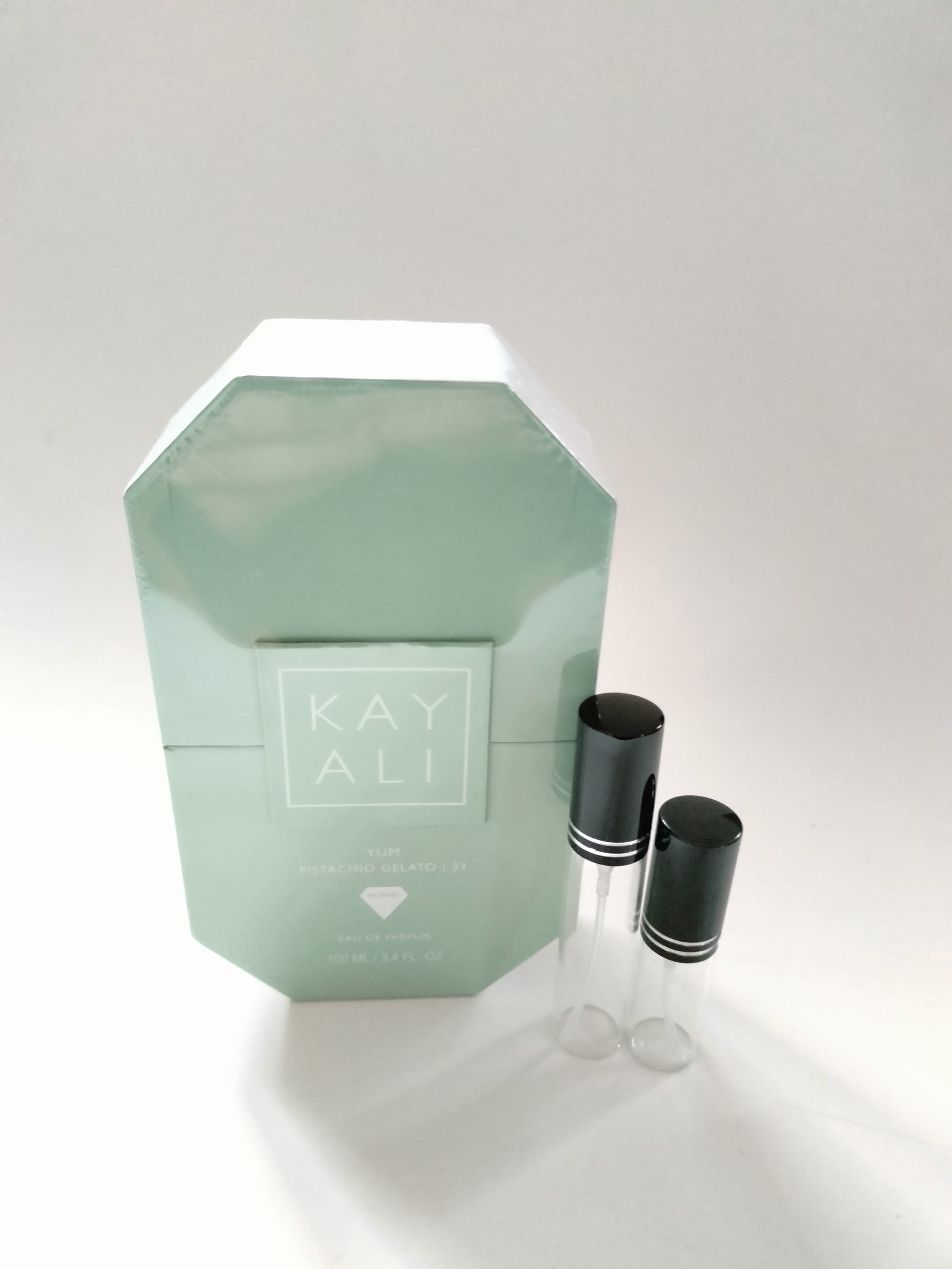 Kayali Yum Pistachio Gelato 33 EDP Odlewka / Dekant - obrazek 2